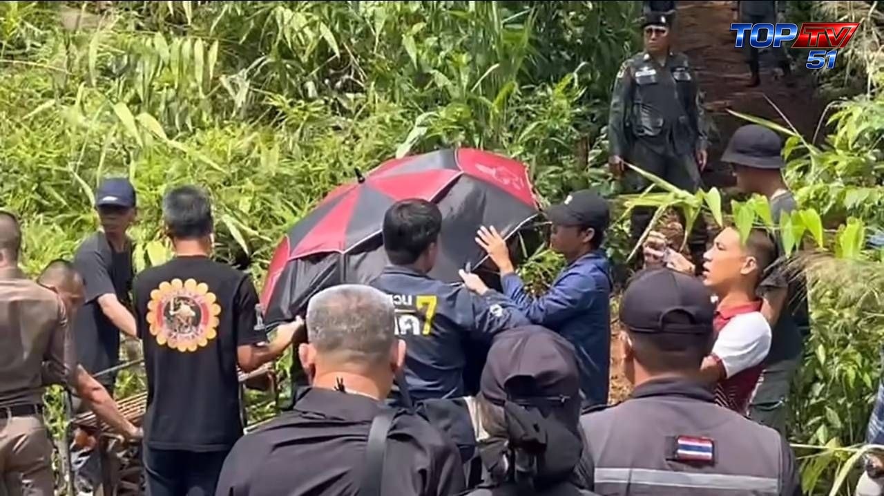 ล็อกญาติสอบคดี “น้ององุ่น” ตำรวจคุมตัวทำแผน-พิสูจน์หลักฐานเก็บหลักฐานในสวนยาง รูปที่ 5